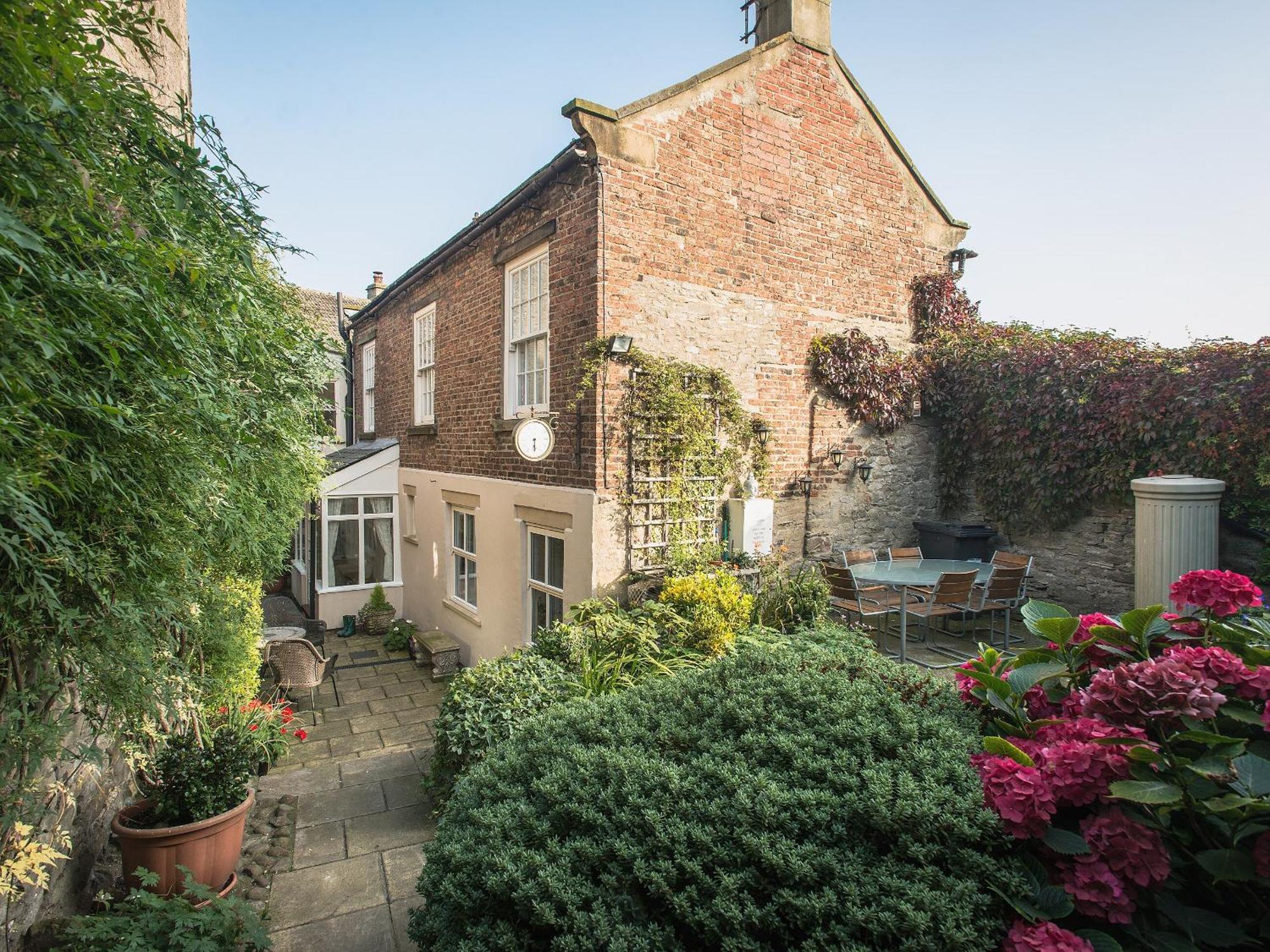 Barbican Cottage Мидълхам Екстериор снимка